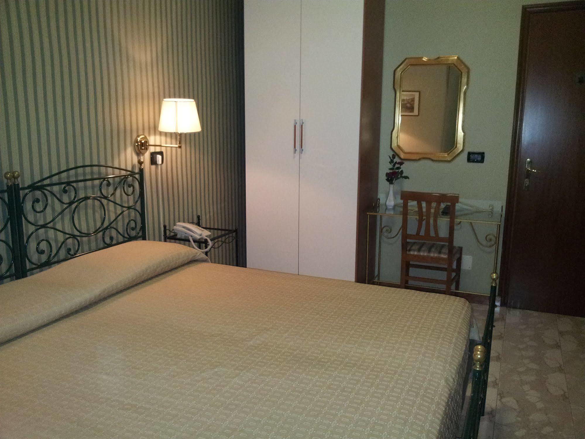 Hotel Imperial Turin Exterior photo